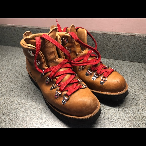 Danner Shoes - Danner Women’s MountIn Light Cascade hiking boots